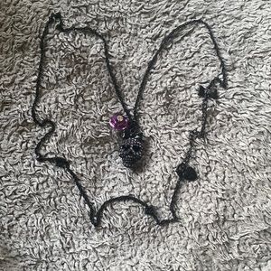 Betsey Johnson skull necklace